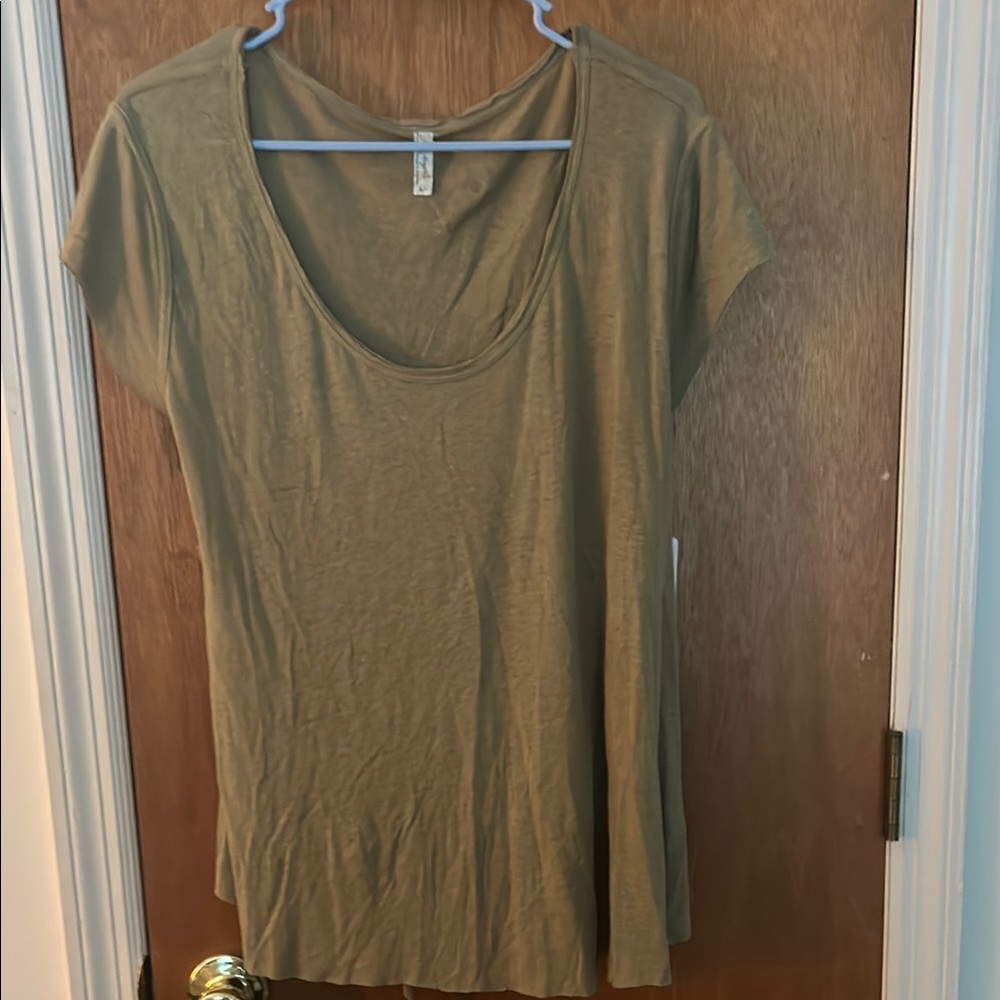 Free People Green Short Sleeve Relaxed T-shirt
